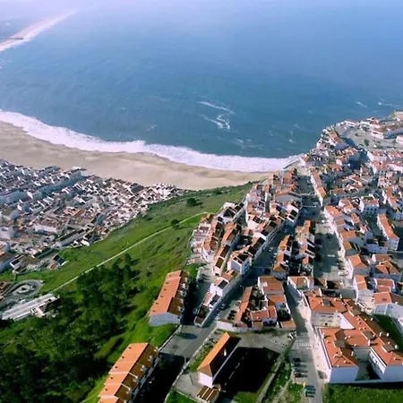 Rodrigues Family House 73 *