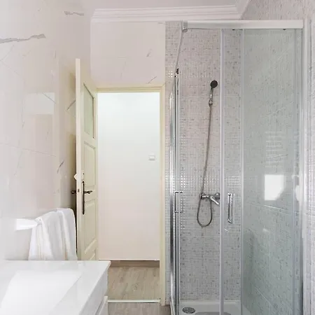 Διαμέρισμα Rodrigues Family House 73 *